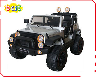 RECHARGEABLE CAR W/ RC