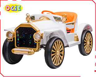 RECHARGEABLE CAR W/ RC