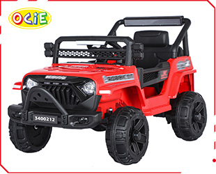 RECHARGEABLE CAR  W/ RC
