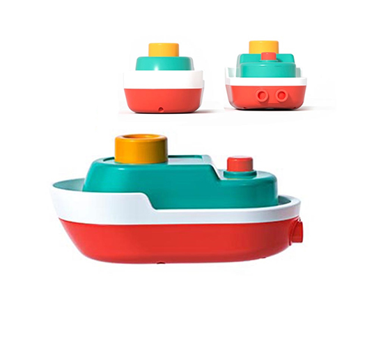 SPRAYING TUGBOAT