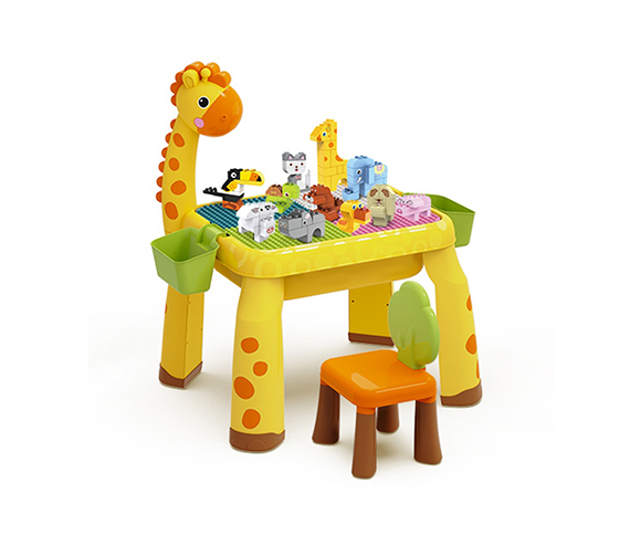 BLOCK DESK WITH 108PCS BLOCKS