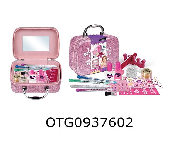 COSMETIC SET