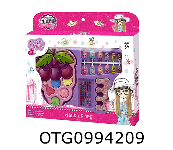 MAKEUP SET