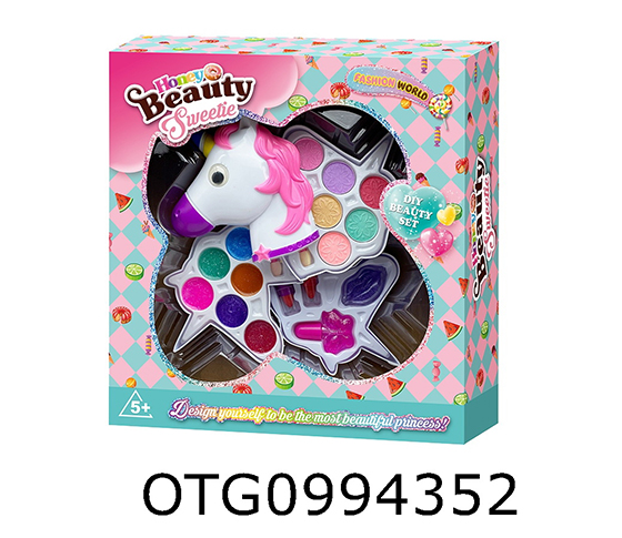 MAKEUP SET