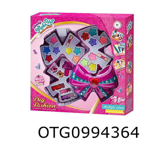 MAKEUP SET
