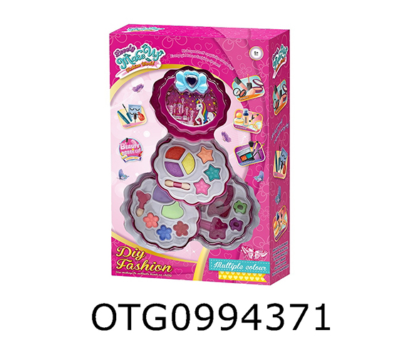 MAKEUP SET