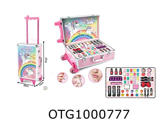 MAKE UP